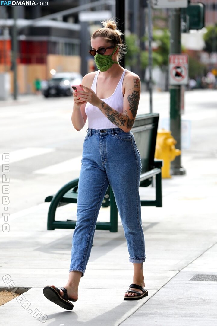 Ireland Baldwin / chloebaldwin... / irelandbasingerbaldwin / irelandirelandireland Naken OnlyFans  Läckta Foto #236