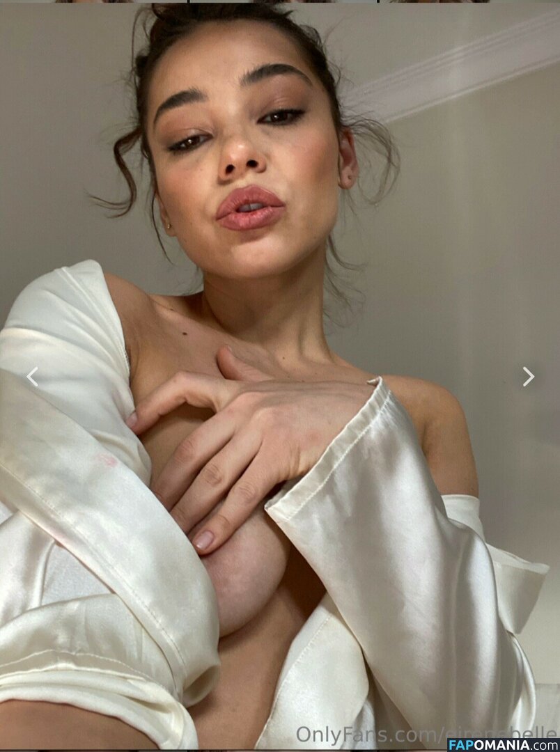 Eirenebelle / Irene Apostu / Irenebelle Naken OnlyFans  Läckta Foto #23