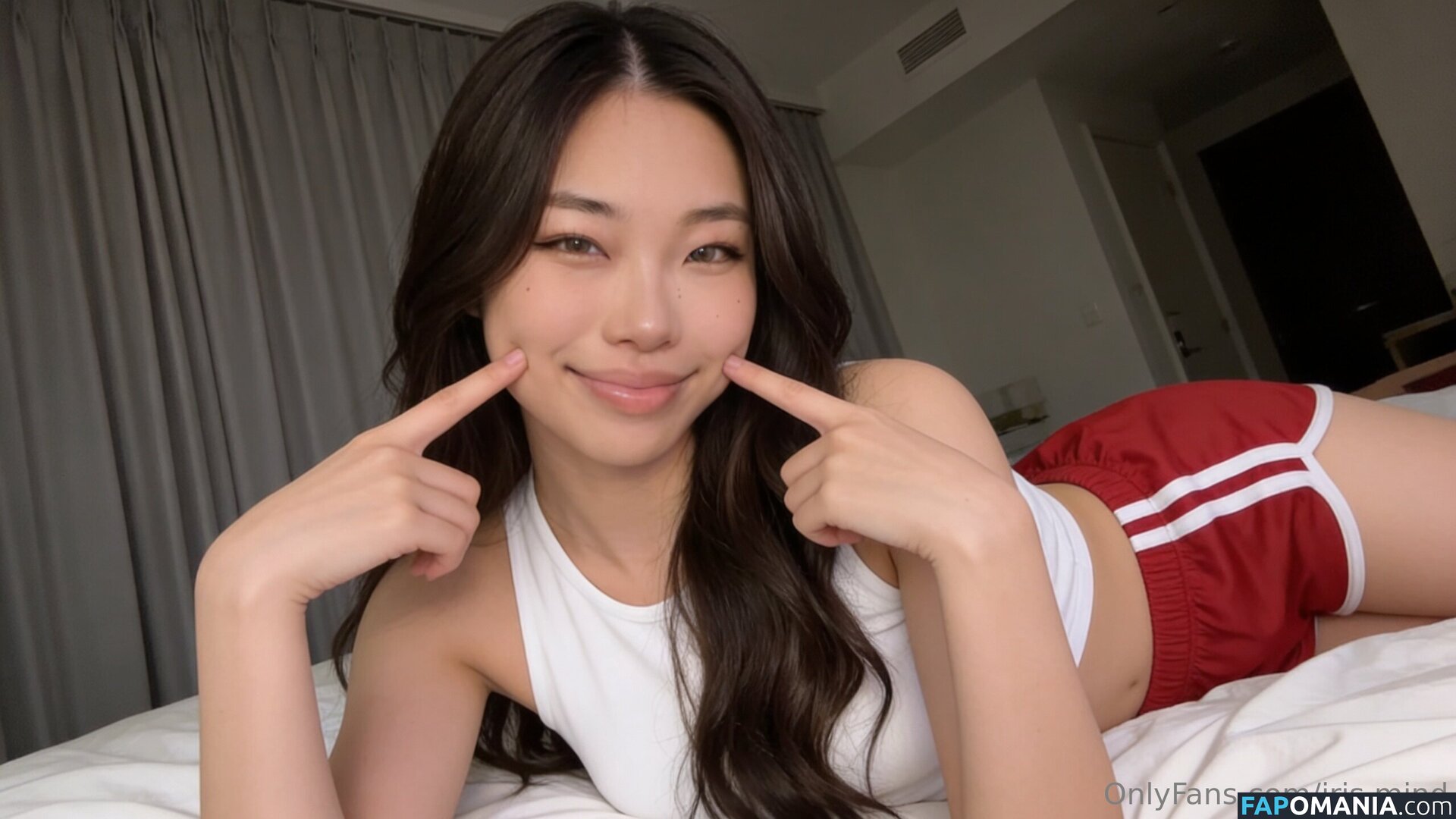 iris.mind / irismindmedia Naken OnlyFans  Läckta Foto #1