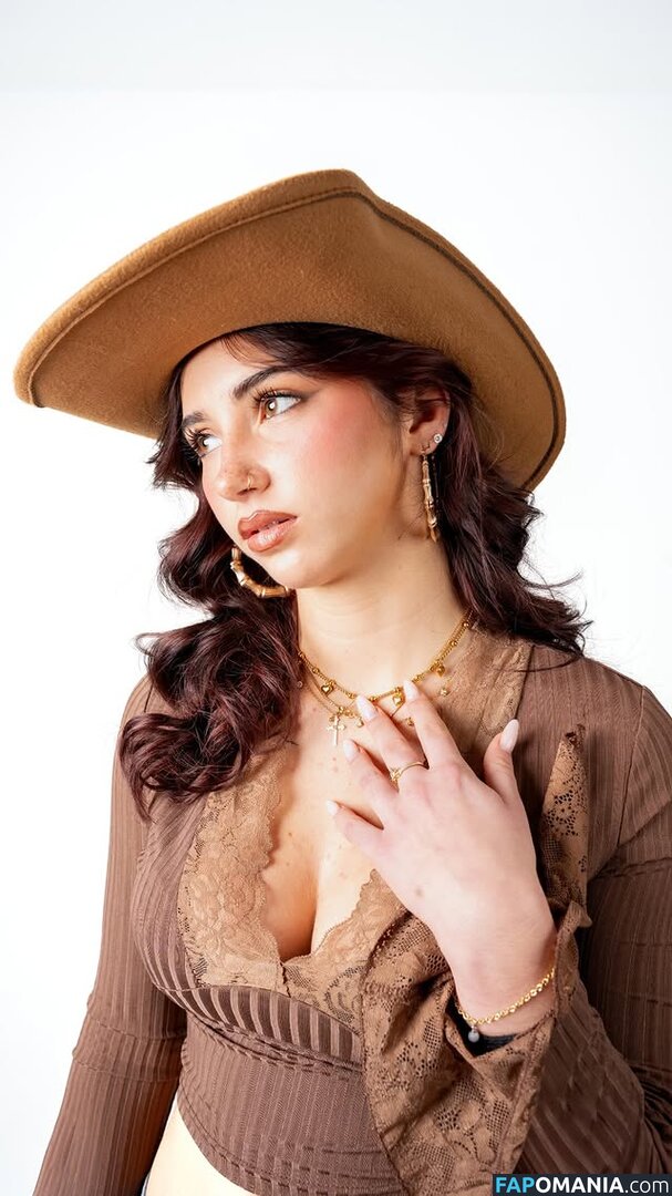 Iris Vallaranii / iris.vallaranii Naken OnlyFans  Läckta Foto #2