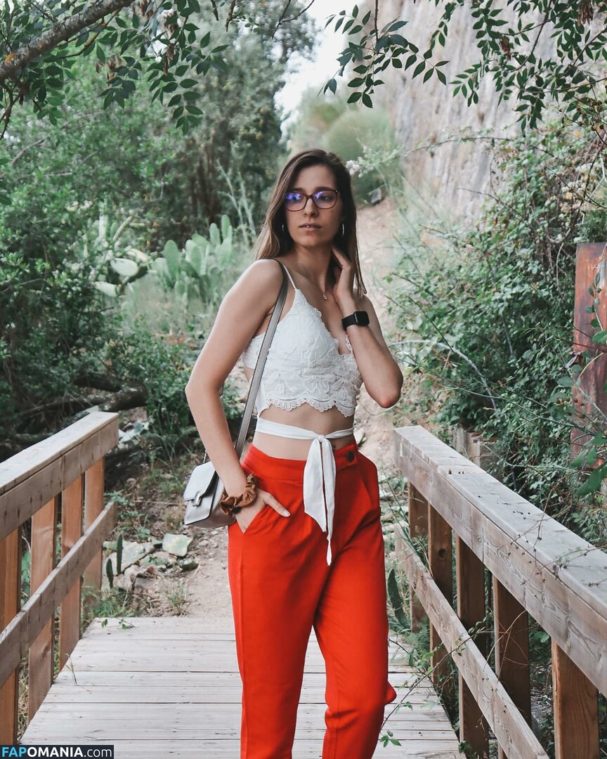 irisascensao / irisascensao13 / Íris Naken OnlyFans  Läckta Foto #2