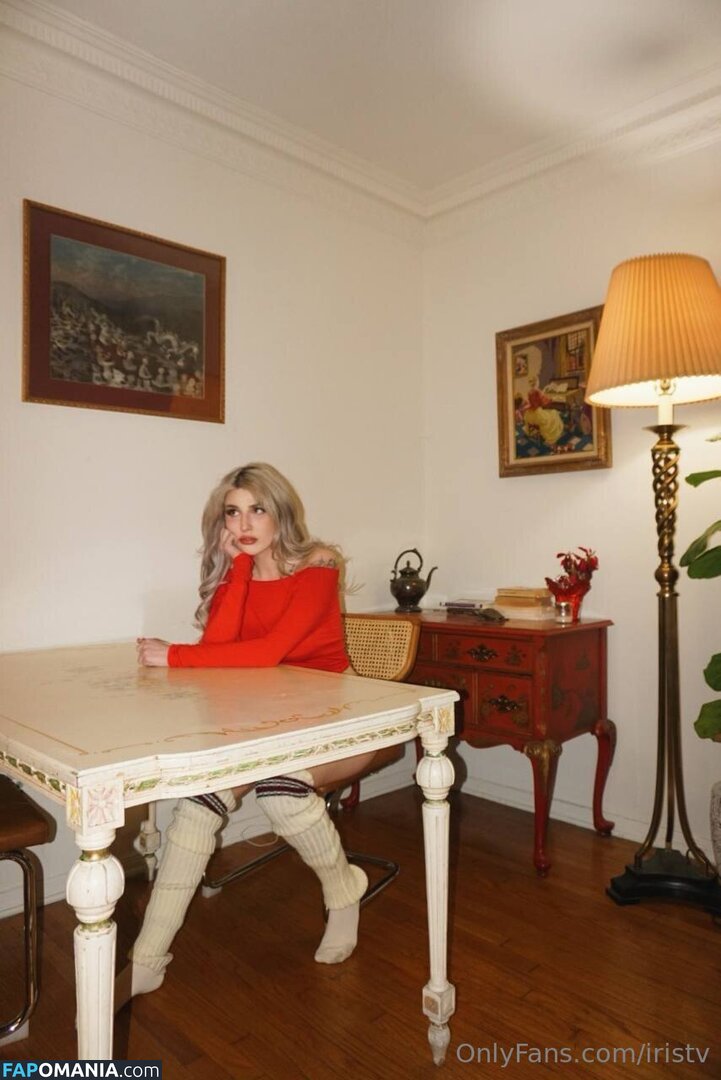 iristv Naken OnlyFans  Läckta Foto #3