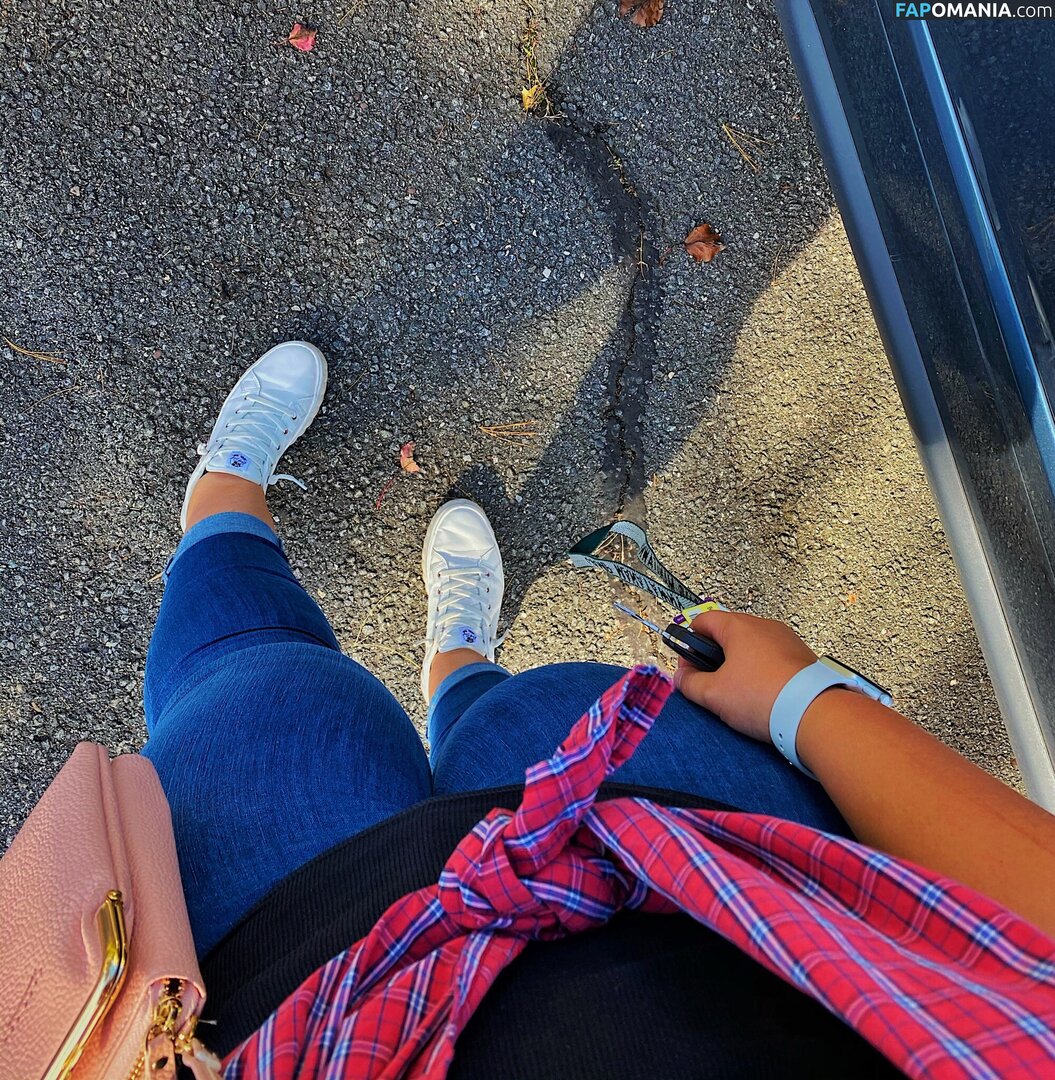 ibmruth / isa.belle.___ Naken OnlyFans  Läckta Foto #6