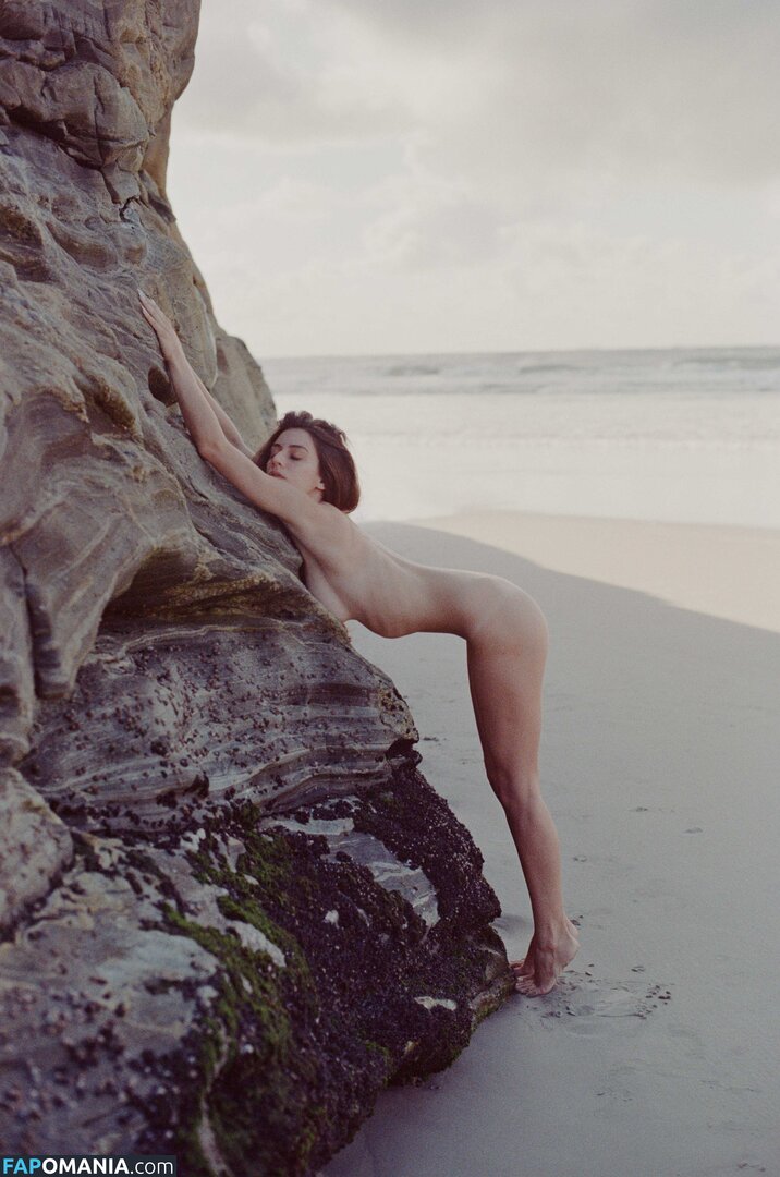 Isa Reda Naken OnlyFans  Läckta Foto #23