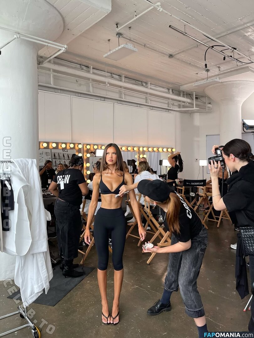 Isabella Mathers / isabellemathers / isabellemathersx Naken OnlyFans  Läckta Foto #2