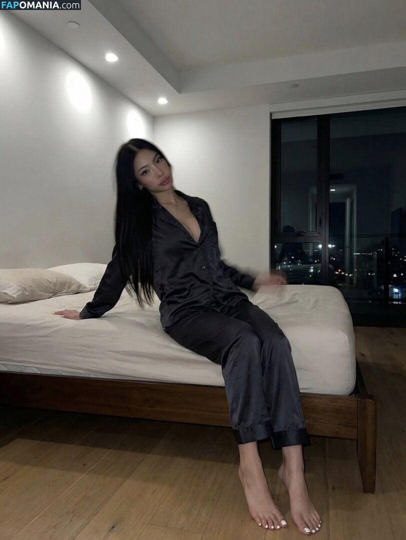 Isabella Yoon / itsisabellayoon Naken OnlyFans  Läckta Foto #8