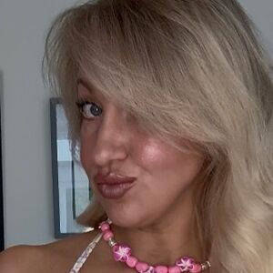 Its_rebecca_nicole