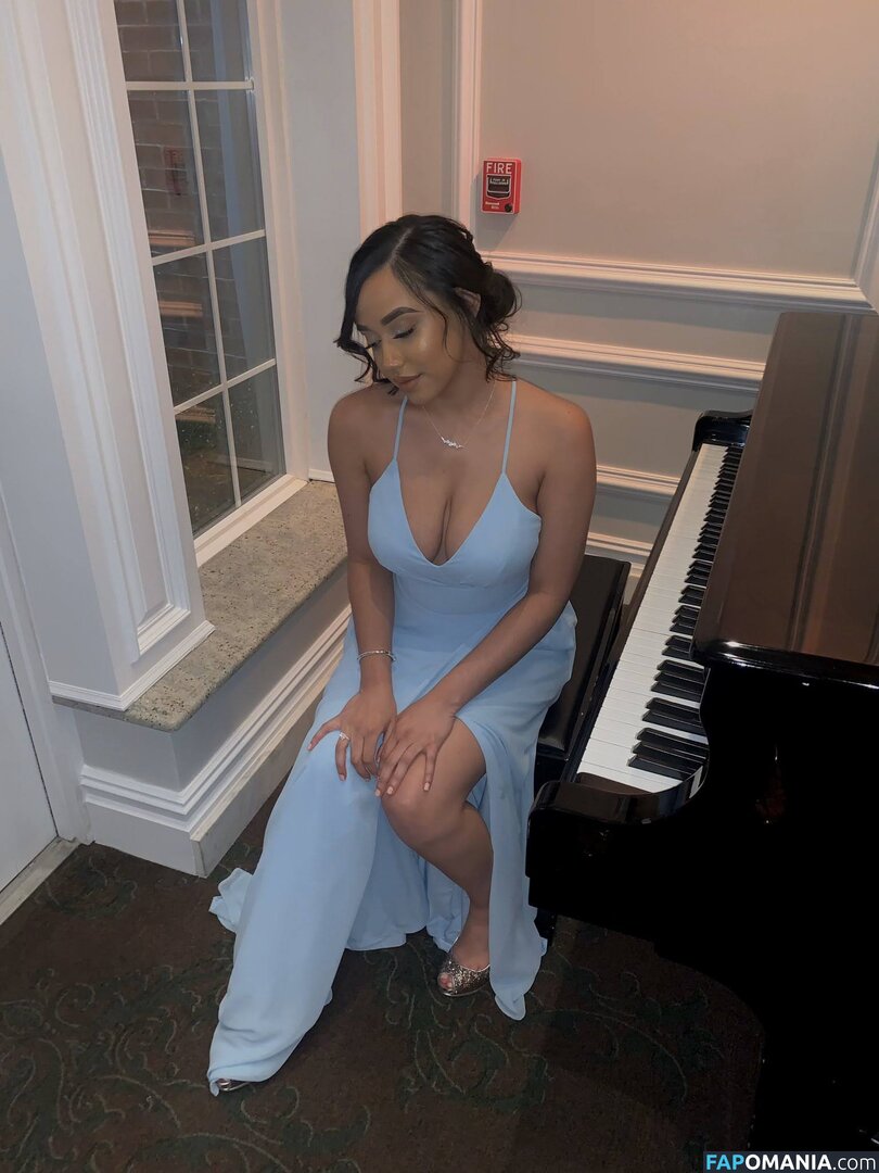 itsqueennovaa Naken OnlyFans  Läckta Foto #2