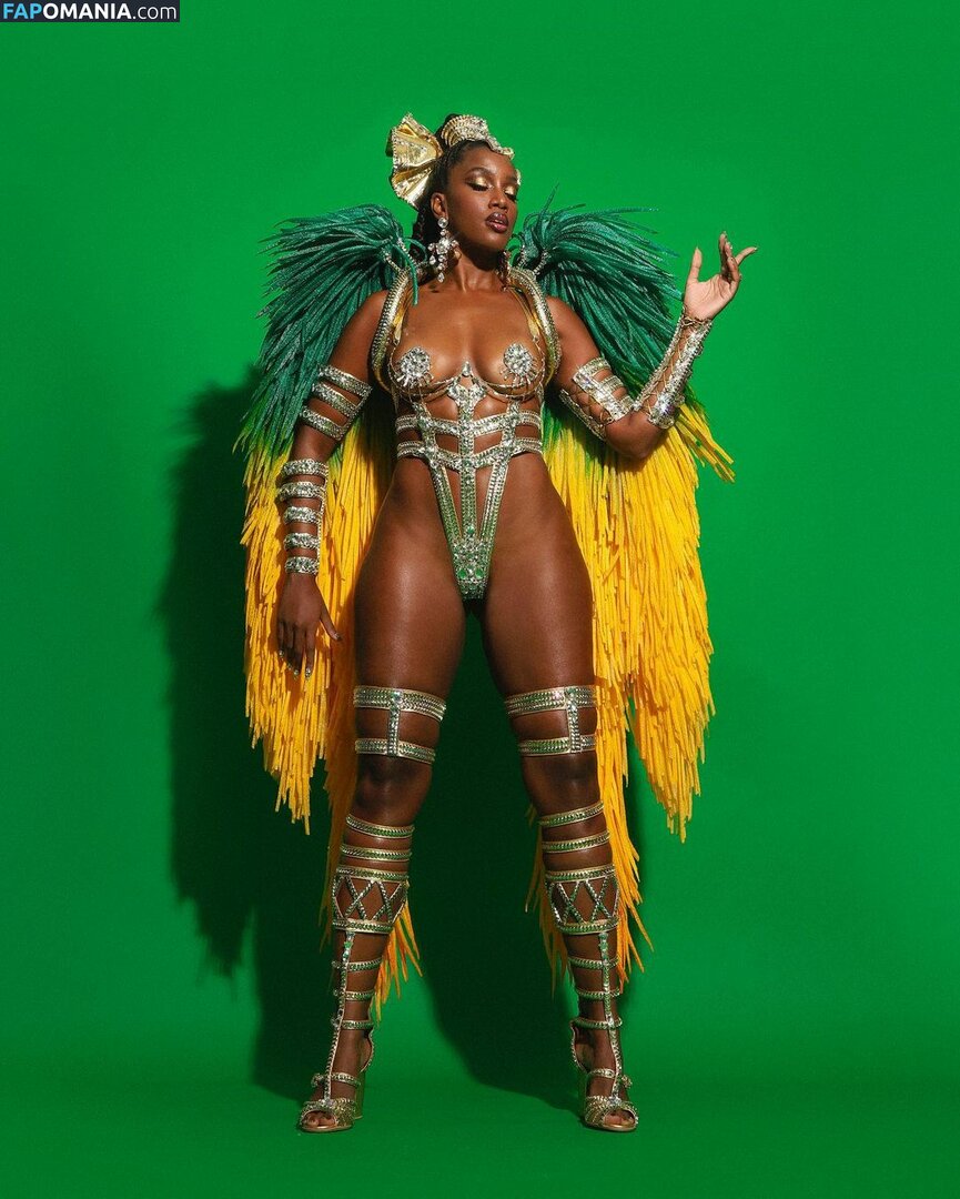 IZA / bbyiza Naken OnlyFans  Läckta Foto #17