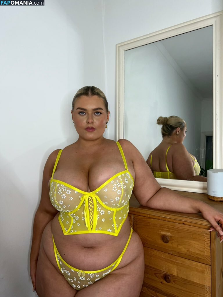 Izzy Nicholls / https: / isabelnichollsnall Naken OnlyFans  Läckta Foto #1
