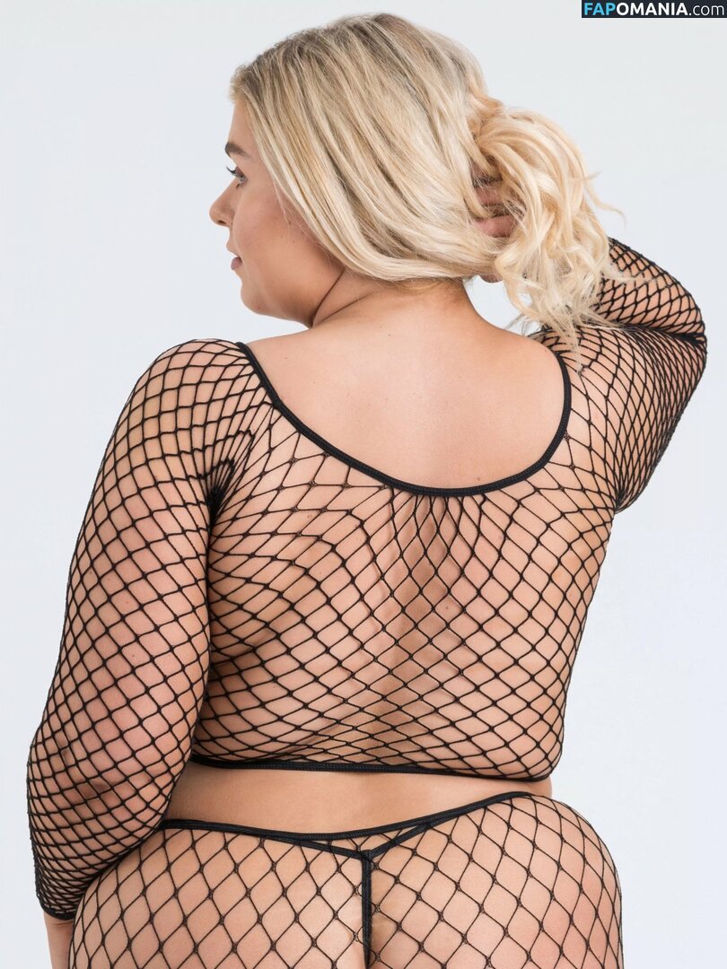 Izzy Nicholls / https: / isabelnichollsnall Naken OnlyFans  Läckta Foto #30