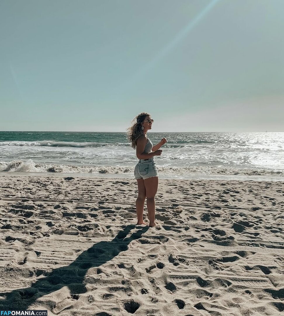 Jacindatravels_ / peachycaro Naken OnlyFans  Läckta Foto #22