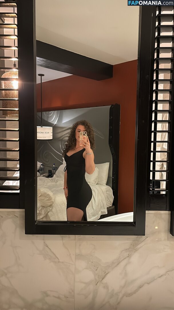 Jacindatravels_ / peachycaro Naken OnlyFans  Läckta Foto #75