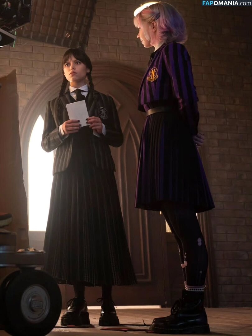 Jenna Ortega / Page / jennaortega Naken OnlyFans  Läckta Foto #1627