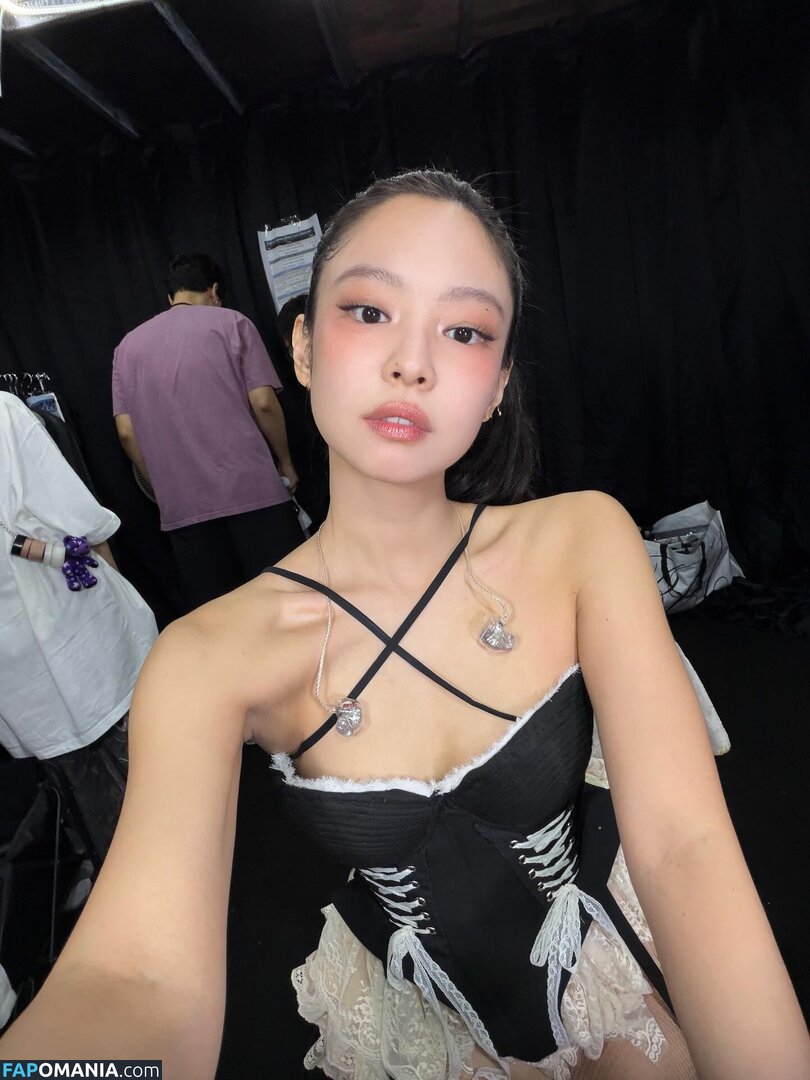 Blackpink / Jennie | BLΛƆKPIИK / jennierubyjane / sheflieshigh Naken OnlyFans  Läckta Foto #471