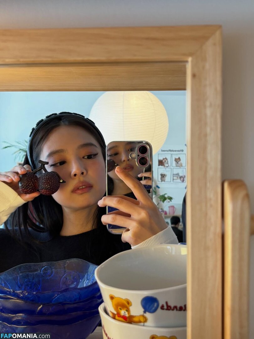 Blackpink / Jennie | BLΛƆKPIИK / jennierubyjane / sheflieshigh Naken OnlyFans  Läckta Foto #515