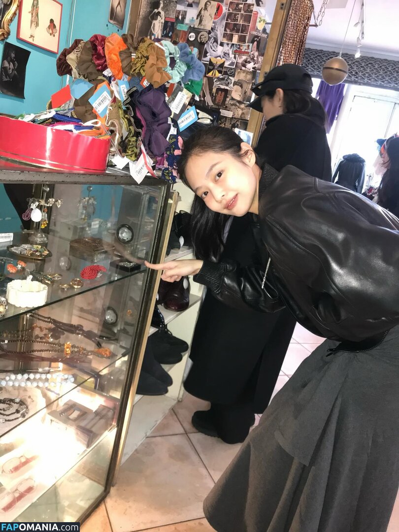 Blackpink / Jennie | BLΛƆKPIИK / jennierubyjane / sheflieshigh Naken OnlyFans  Läckta Foto #518