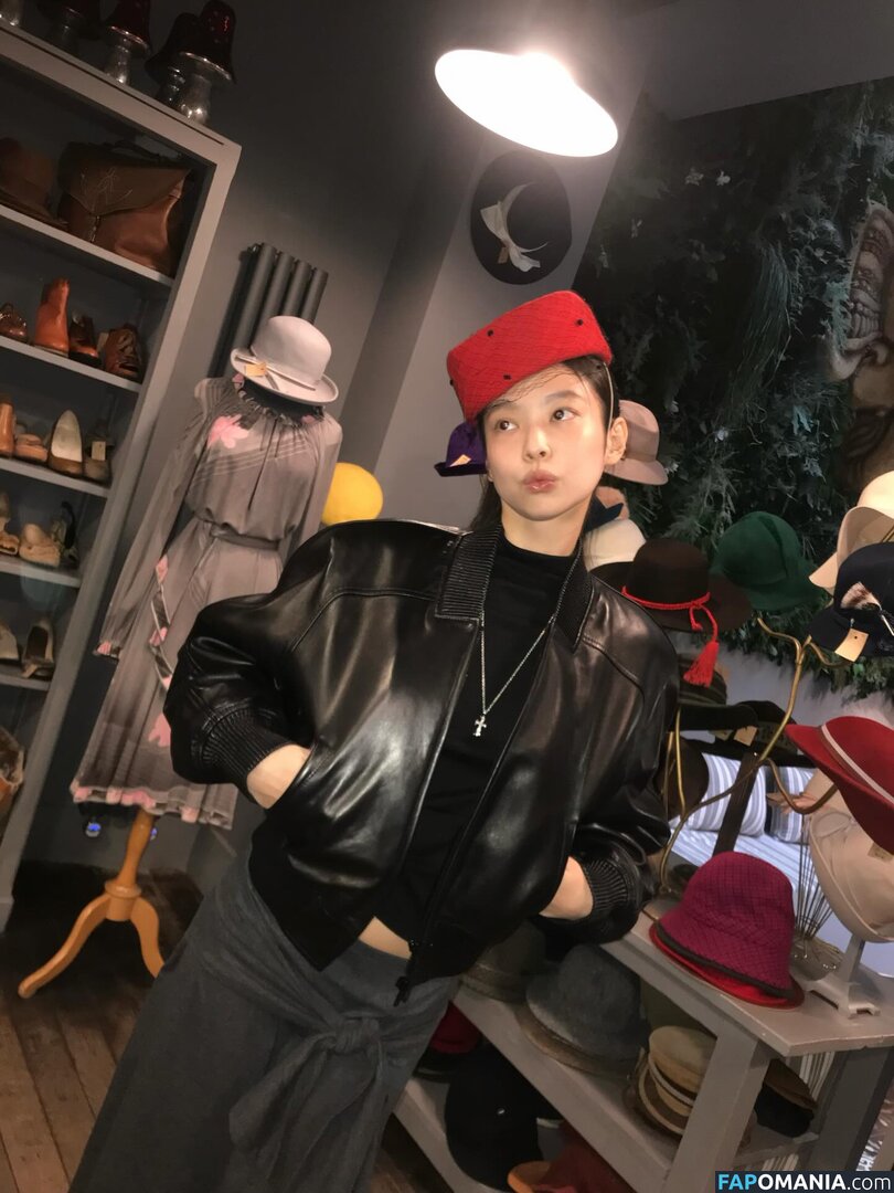 Blackpink / Jennie | BLΛƆKPIИK / jennierubyjane / sheflieshigh Naken OnlyFans  Läckta Foto #521