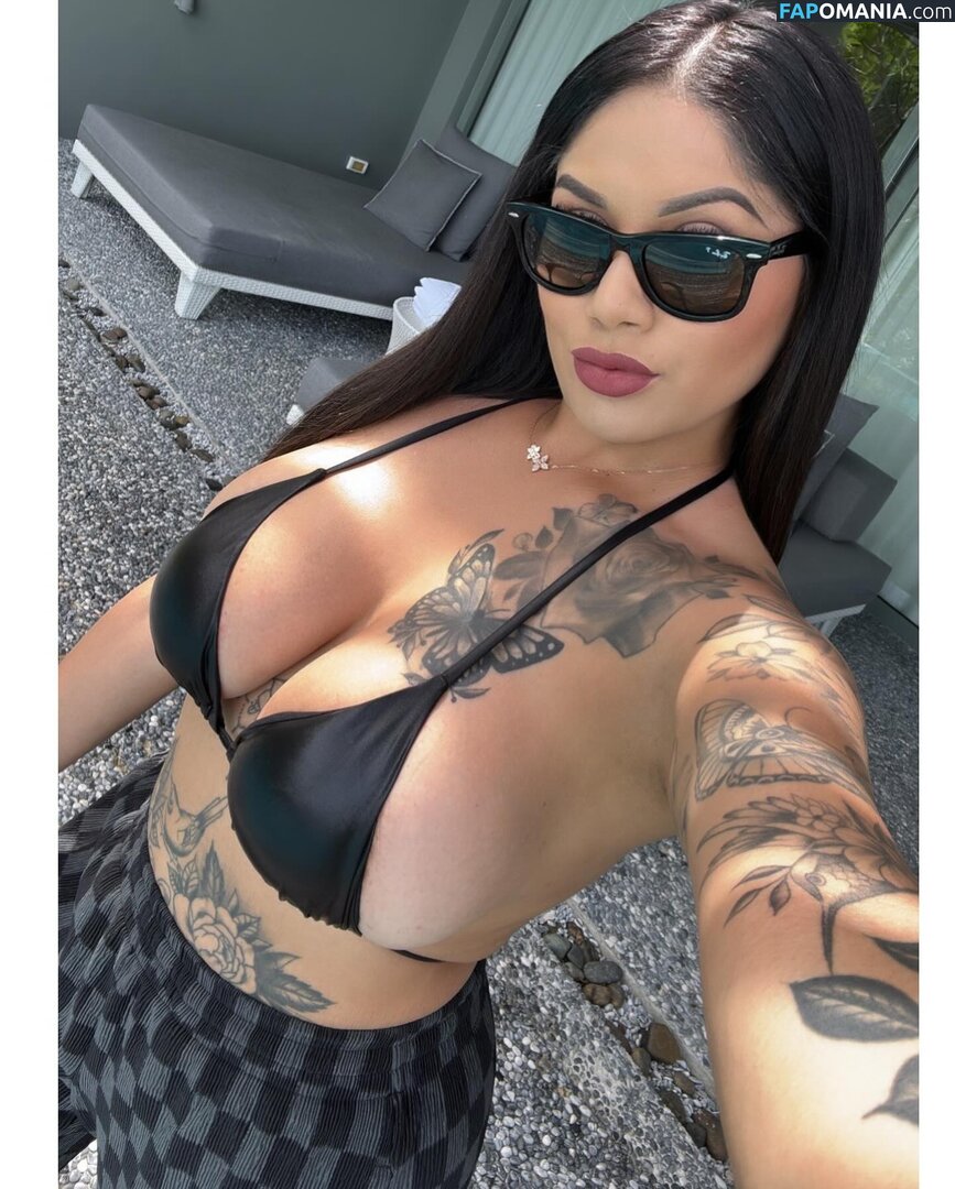 Jessica Elliott / Jessica Estrada / https: / jesslilyelliott / pinky_von_tease / pinkyvont Naken OnlyFans  Läckta Foto #3