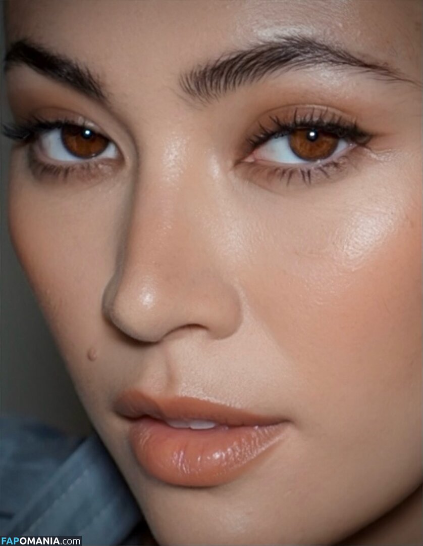 Jessica Yu Li Henwick / jhenwick Naken OnlyFans  Läckta Foto #24