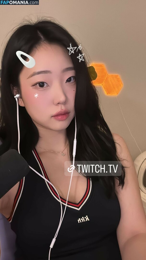 AGirlAndAGame / Jessica / h.yojeong / jessicahkim / jessicanigri Naken OnlyFans  Läckta Foto #50