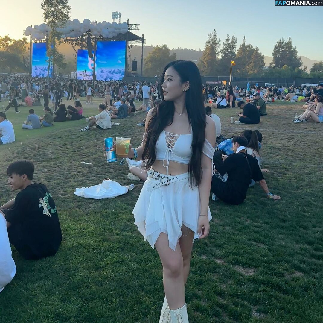 AGirlAndAGame / Jessica / h.yojeong / jessicahkim / jessicanigri Naken OnlyFans  Läckta Foto #191