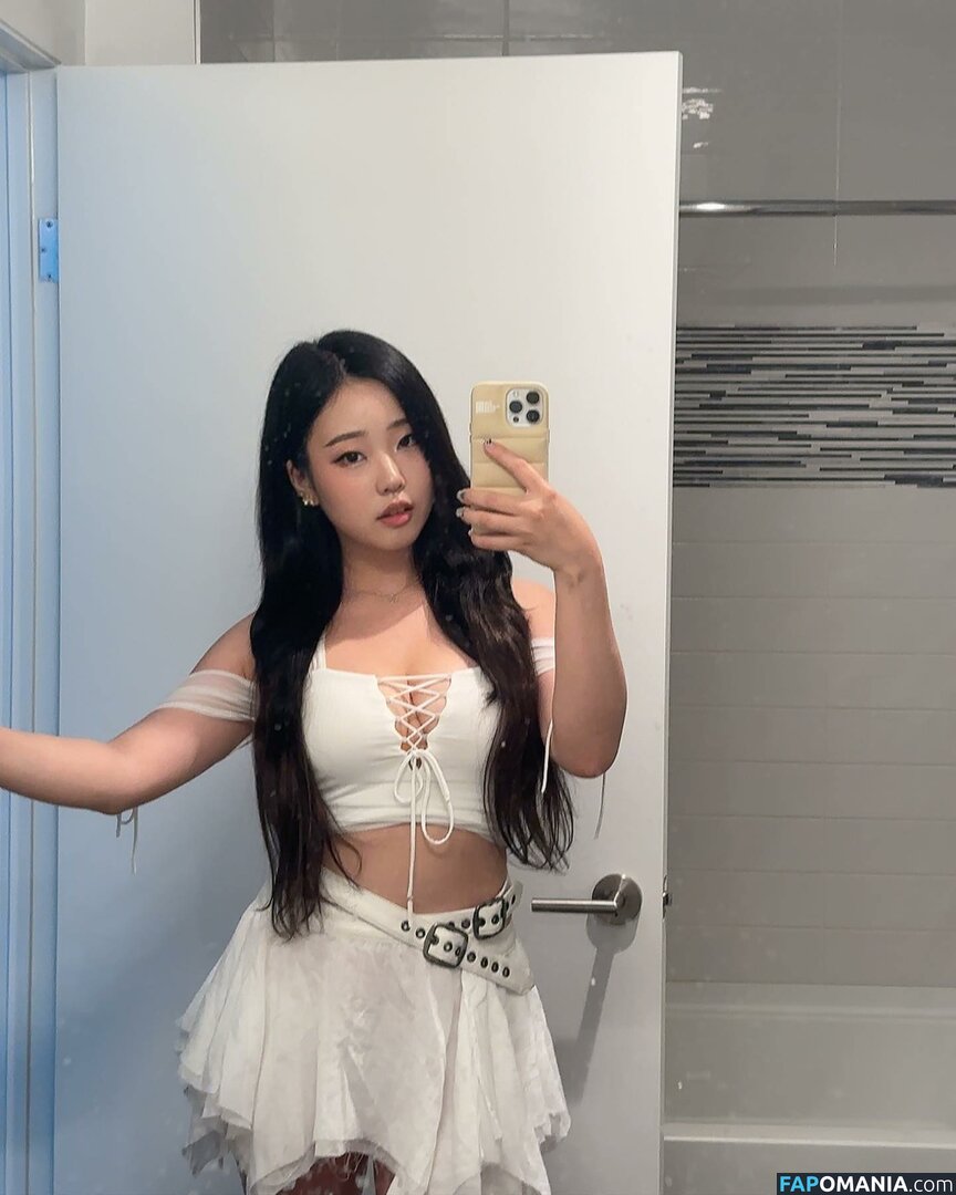AGirlAndAGame / Jessica / h.yojeong / jessicahkim / jessicanigri Naken OnlyFans  Läckta Foto #194