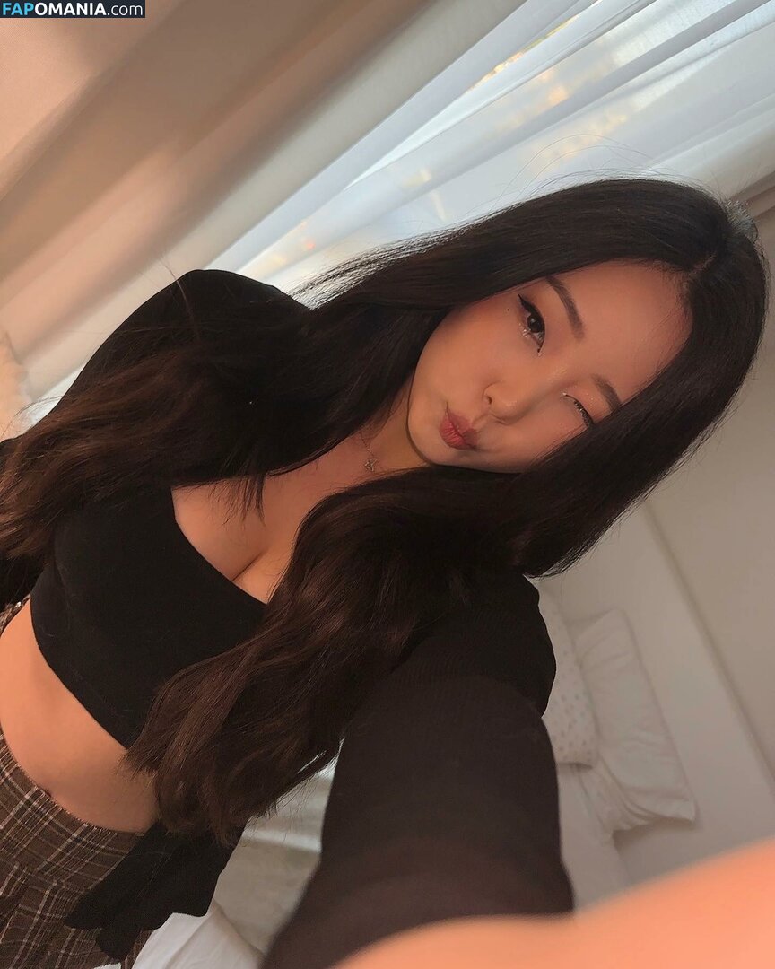 AGirlAndAGame / Jessica / h.yojeong / jessicahkim / jessicanigri Naken OnlyFans  Läckta Foto #222