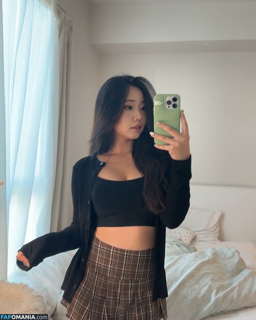 AGirlAndAGame / Jessica / h.yojeong / jessicahkim / jessicanigri Naken OnlyFans  Läckta Foto #224