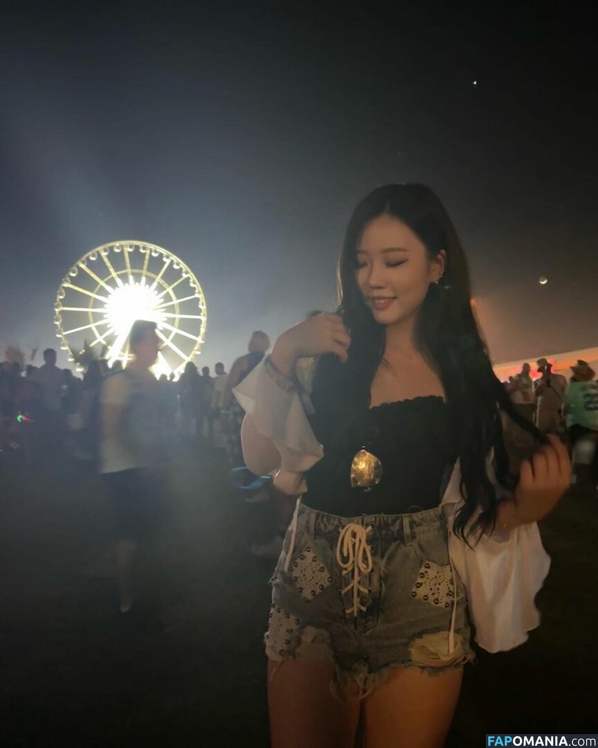 AGirlAndAGame / Jessica / h.yojeong / jessicahkim / jessicanigri Naken OnlyFans  Läckta Foto #260