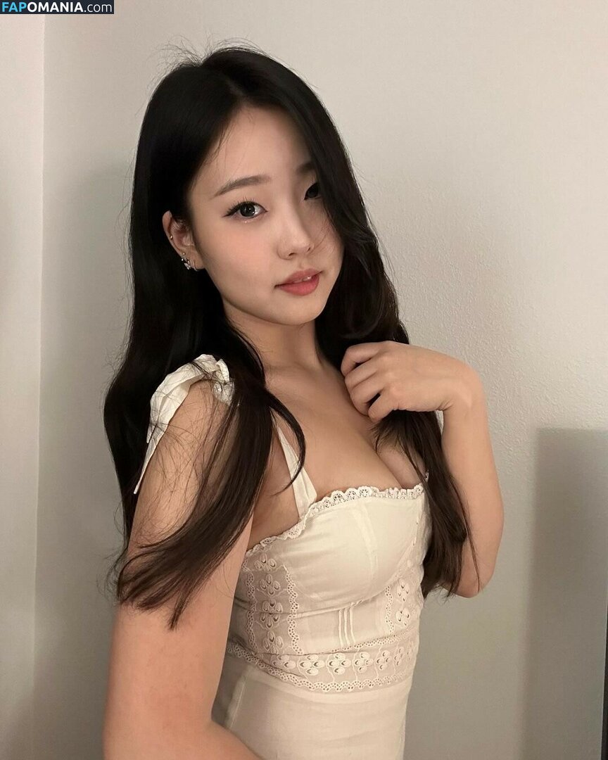 AGirlAndAGame / Jessica / h.yojeong / jessicahkim / jessicanigri Naken OnlyFans  Läckta Foto #458