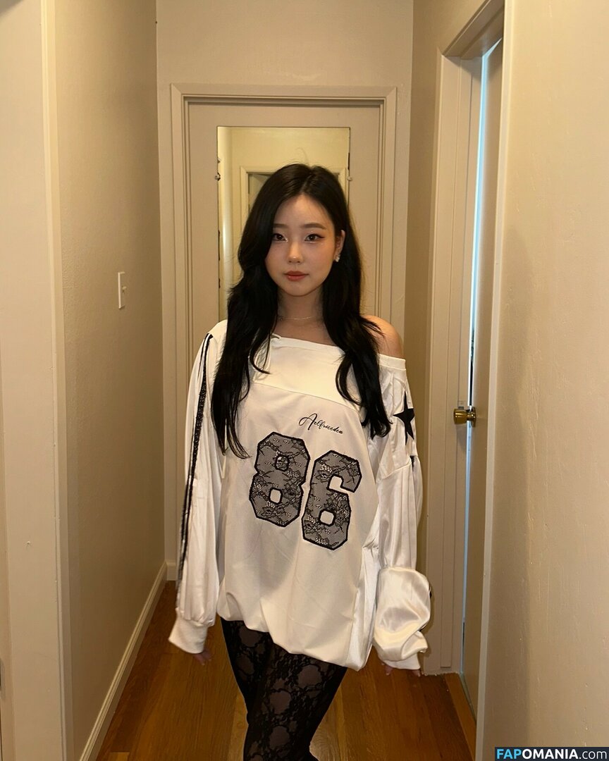 AGirlAndAGame / Jessica / h.yojeong / jessicahkim / jessicanigri Naken OnlyFans  Läckta Foto #884