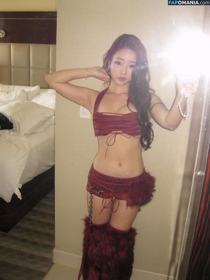 AGirlAndAGame / Jessica / jessicahkim / jessicanigri / kaburbank Naken OnlyFans  Läckta Foto #955