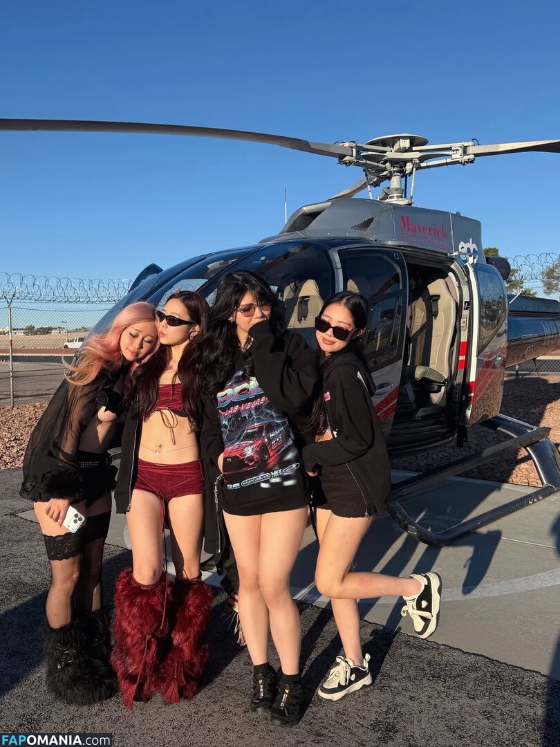 AGirlAndAGame / Jessica / jessicahkim / jessicanigri / kaburbank Naken OnlyFans  Läckta Foto #958