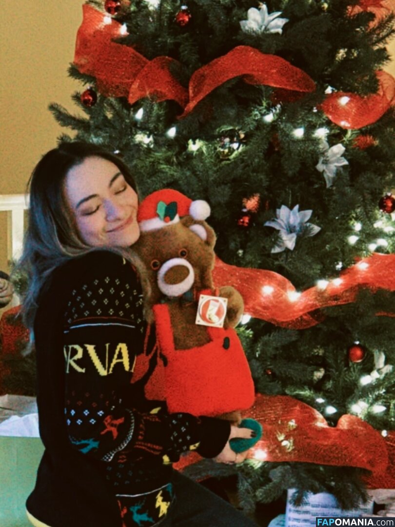 Jodelle Ferland / jodellemicah Naken OnlyFans  Läckta Foto #5