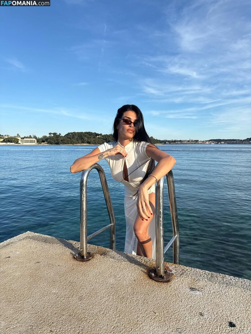 Jovana Djordjevic / callmelolita Naken OnlyFans  Läckta Foto #4