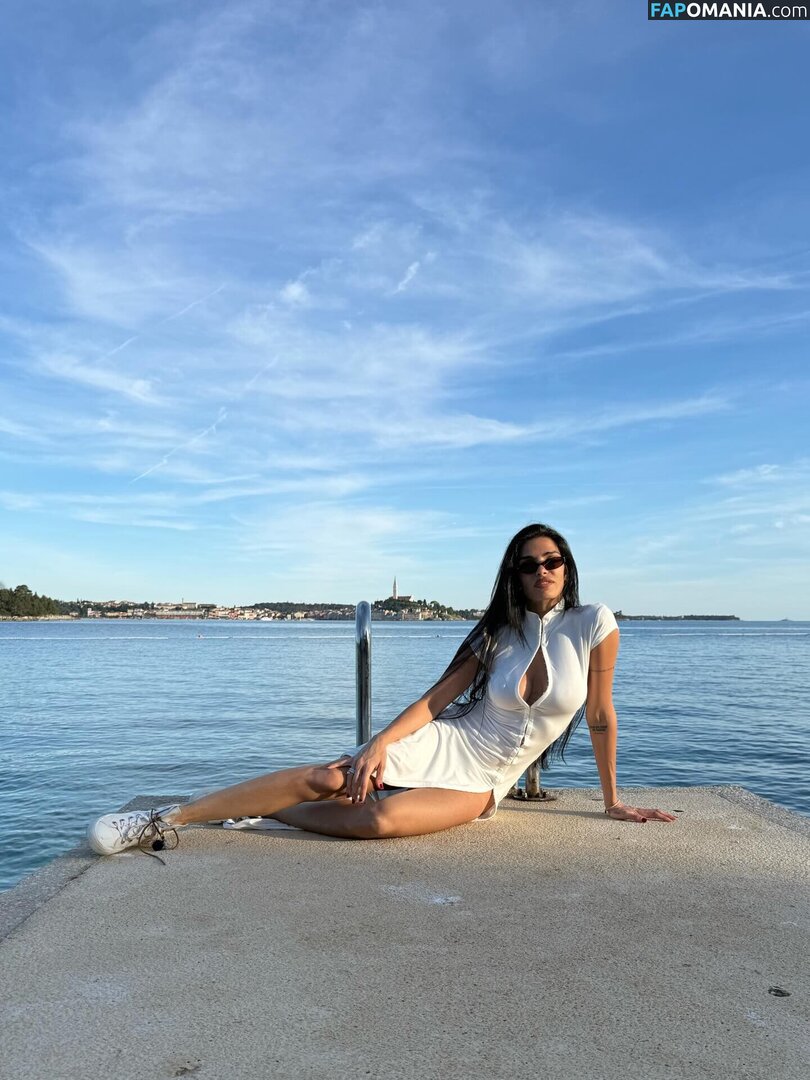 Jovana Djordjevic / callmelolita Naken OnlyFans  Läckta Foto #5
