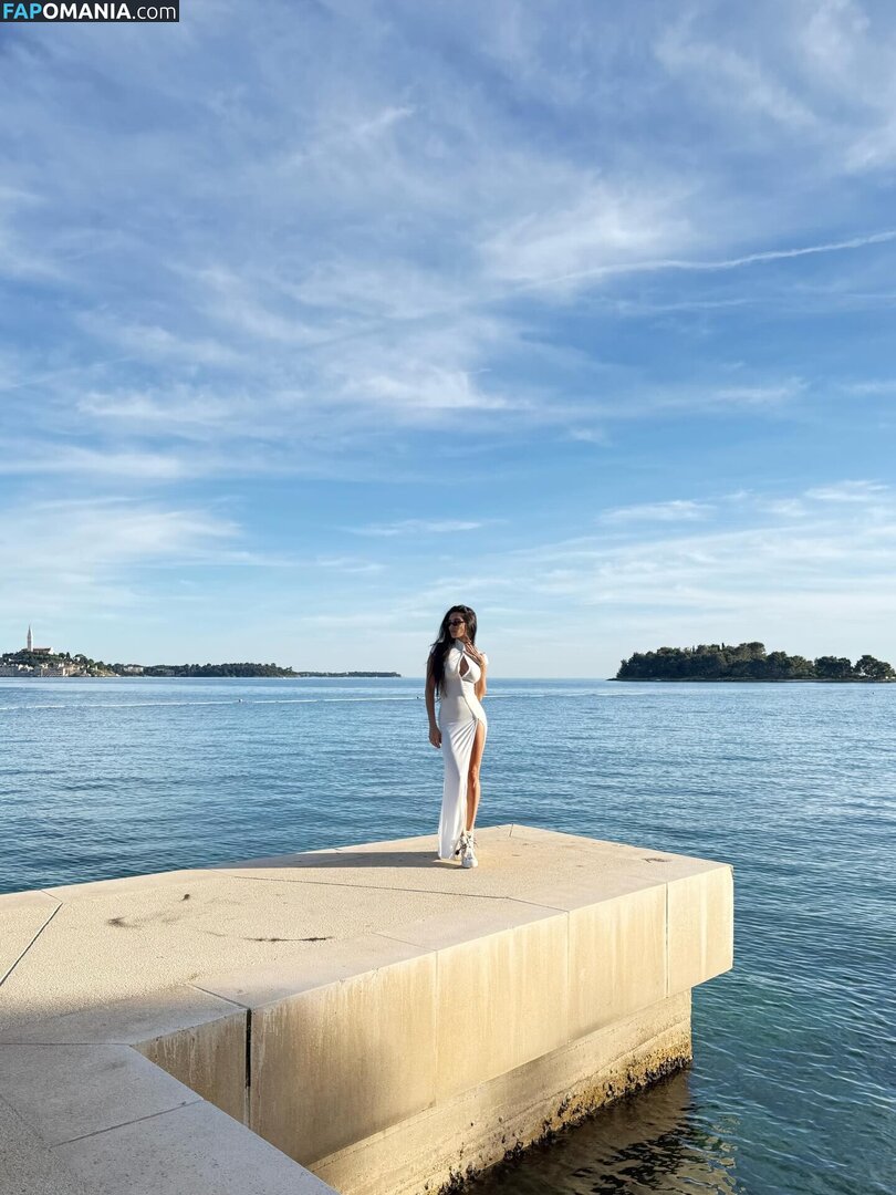 Jovana Djordjevic / callmelolita Naken OnlyFans  Läckta Foto #6