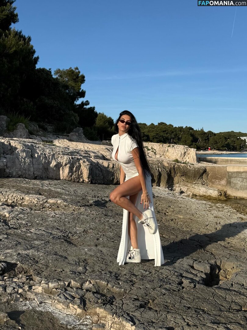 Jovana Djordjevic / callmelolita Naken OnlyFans  Läckta Foto #11