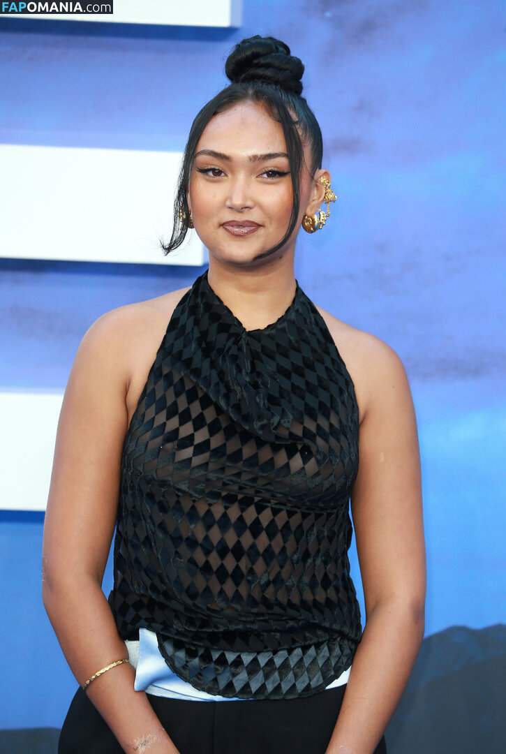 Joy Crookes / https: / joycrookes Naken OnlyFans  Läckta Foto #43