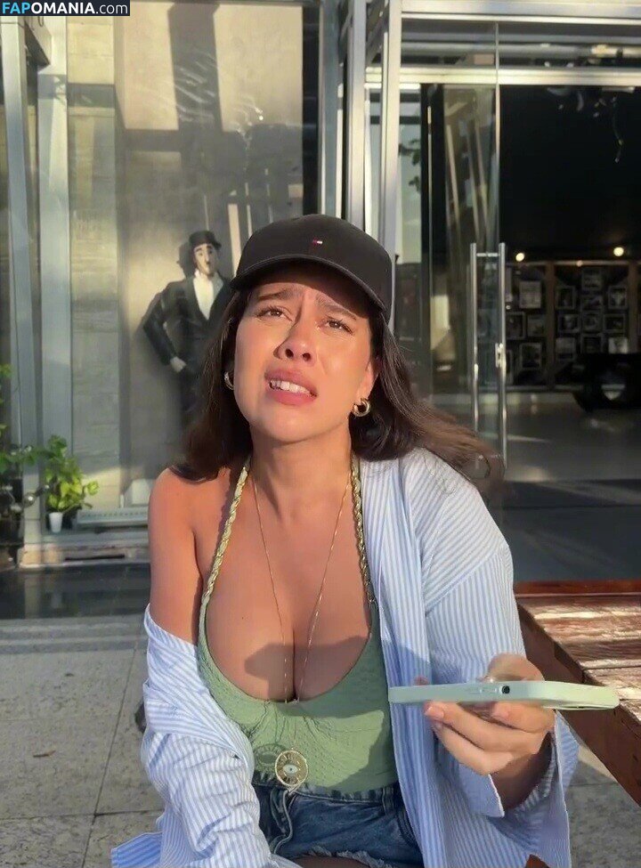 Julia Alvarenga / julinhafuracaoo / kjuliak Naken OnlyFans  Läckta Foto #14