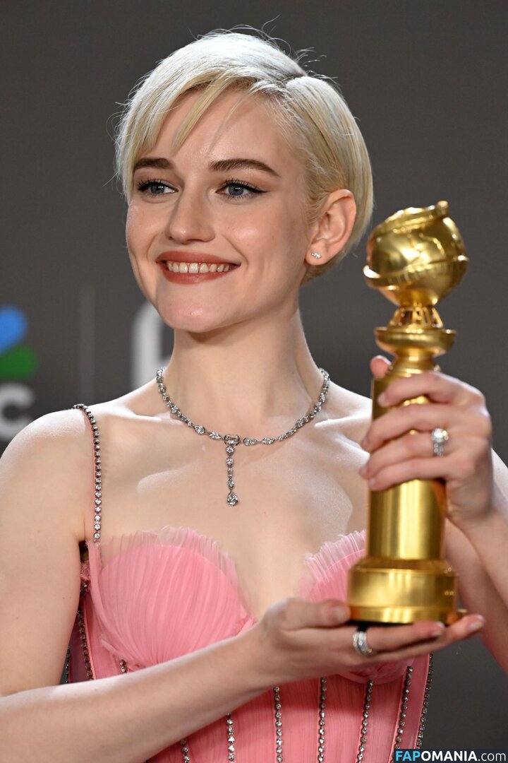 Julia Garner / juliagarnerofficial / ztyg_29 Naken OnlyFans  Läckta Foto #1