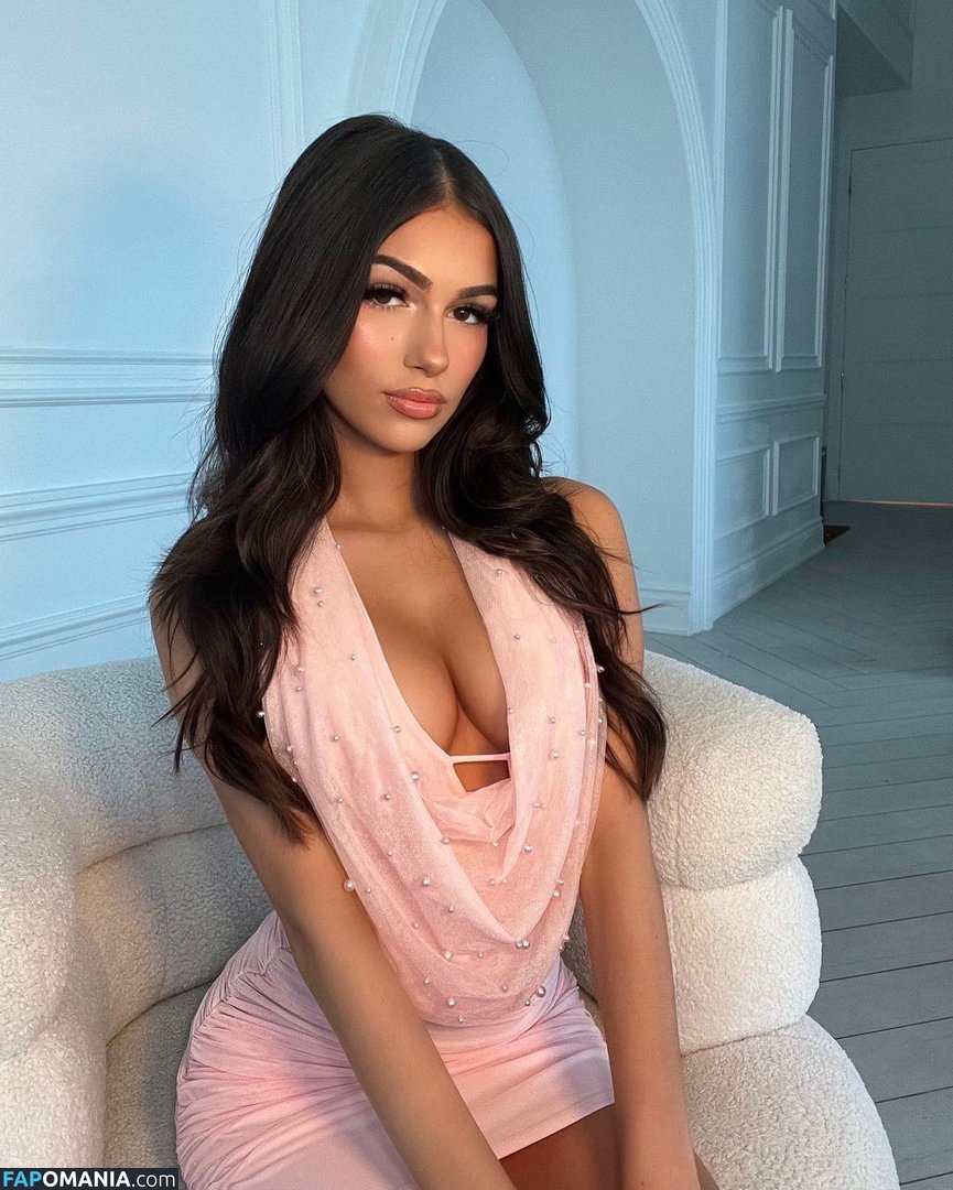 Julia Merekoulias / juliakul_official / juliamerekoulias Naken OnlyFans  Läckta Foto #39