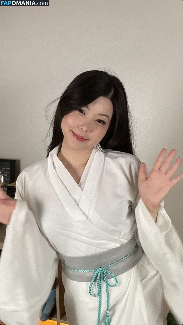 Júlia Nakamura / Mayumi / jumayumin1 Naken OnlyFans  Läckta Foto #5