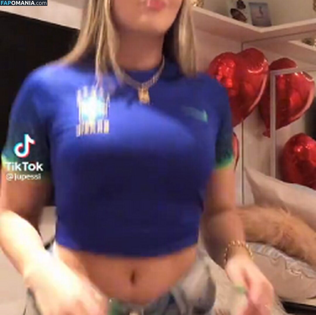 Julia Pessi / ju_dogolf Naken OnlyFans  Läckta Foto #4