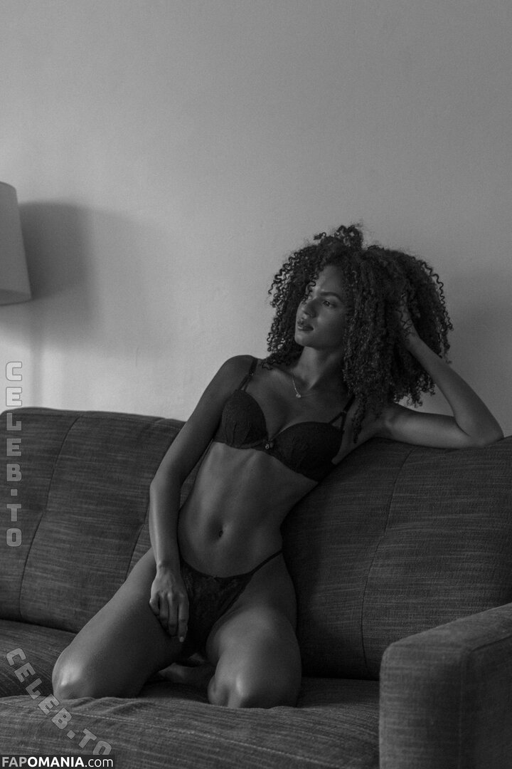 Juliana Nalu / https: / juliananalu / naluando / nalujuliana Naken OnlyFans  Läckta Foto #321