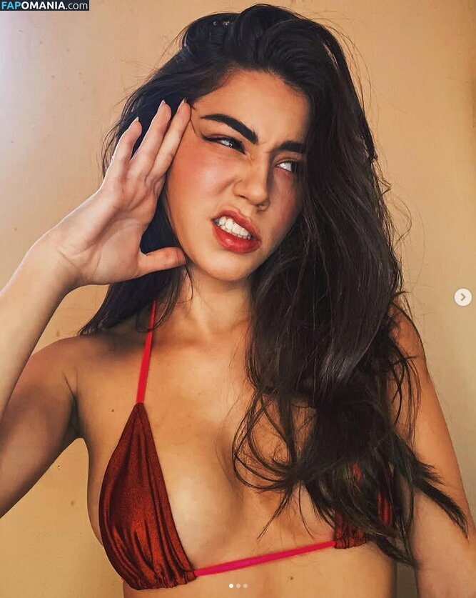 Juliane Carvalho / julianecarvalh0 / julianecarvalho Naken OnlyFans  Läckta Foto #3