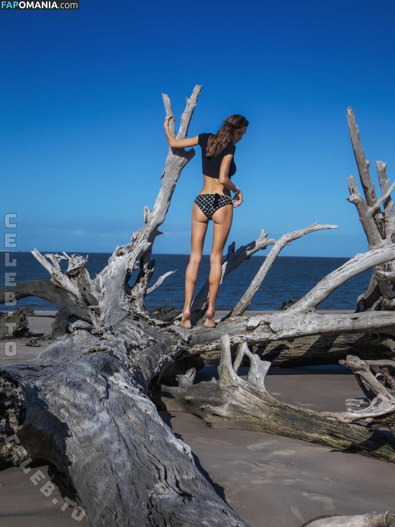Julianne Steege / julianne.steege Naken OnlyFans  Läckta Foto #2