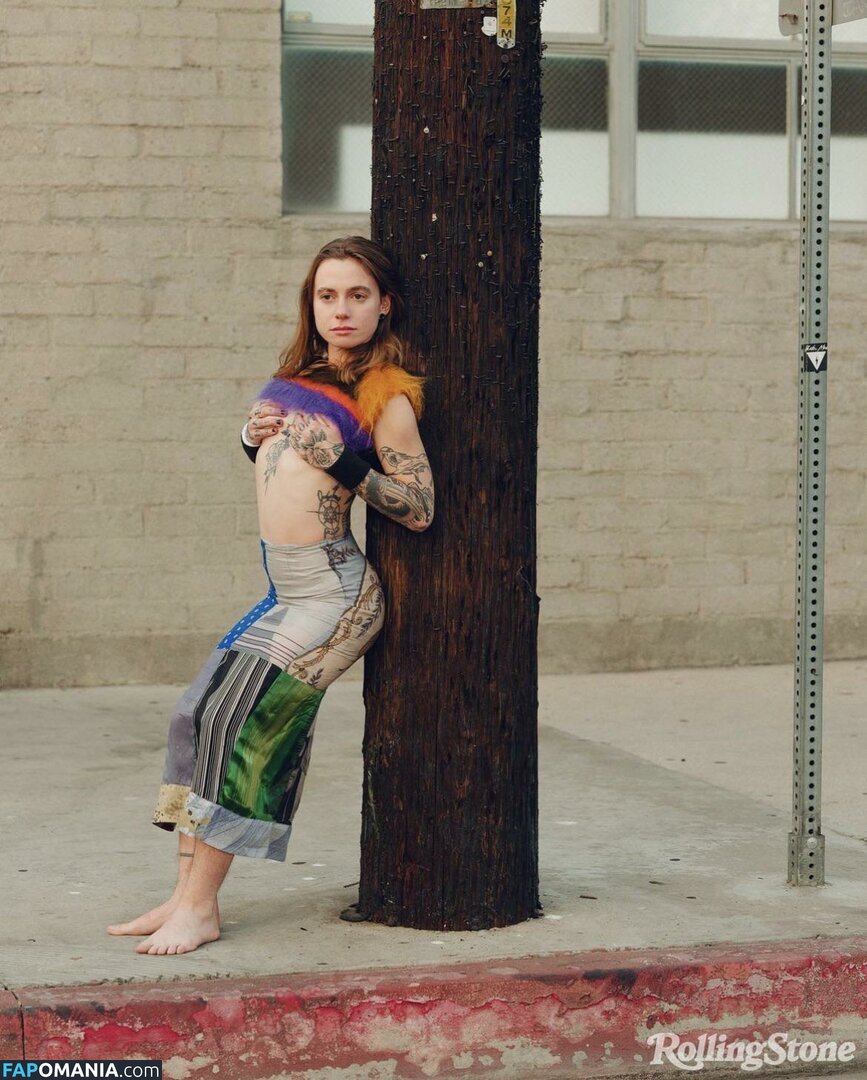 Julien Baker / julienrbaker Naken OnlyFans  Läckta Foto #8