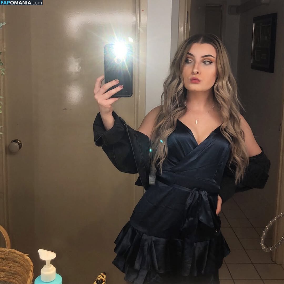 __julsssx / julsxxx Naken OnlyFans  Läckta Foto #1